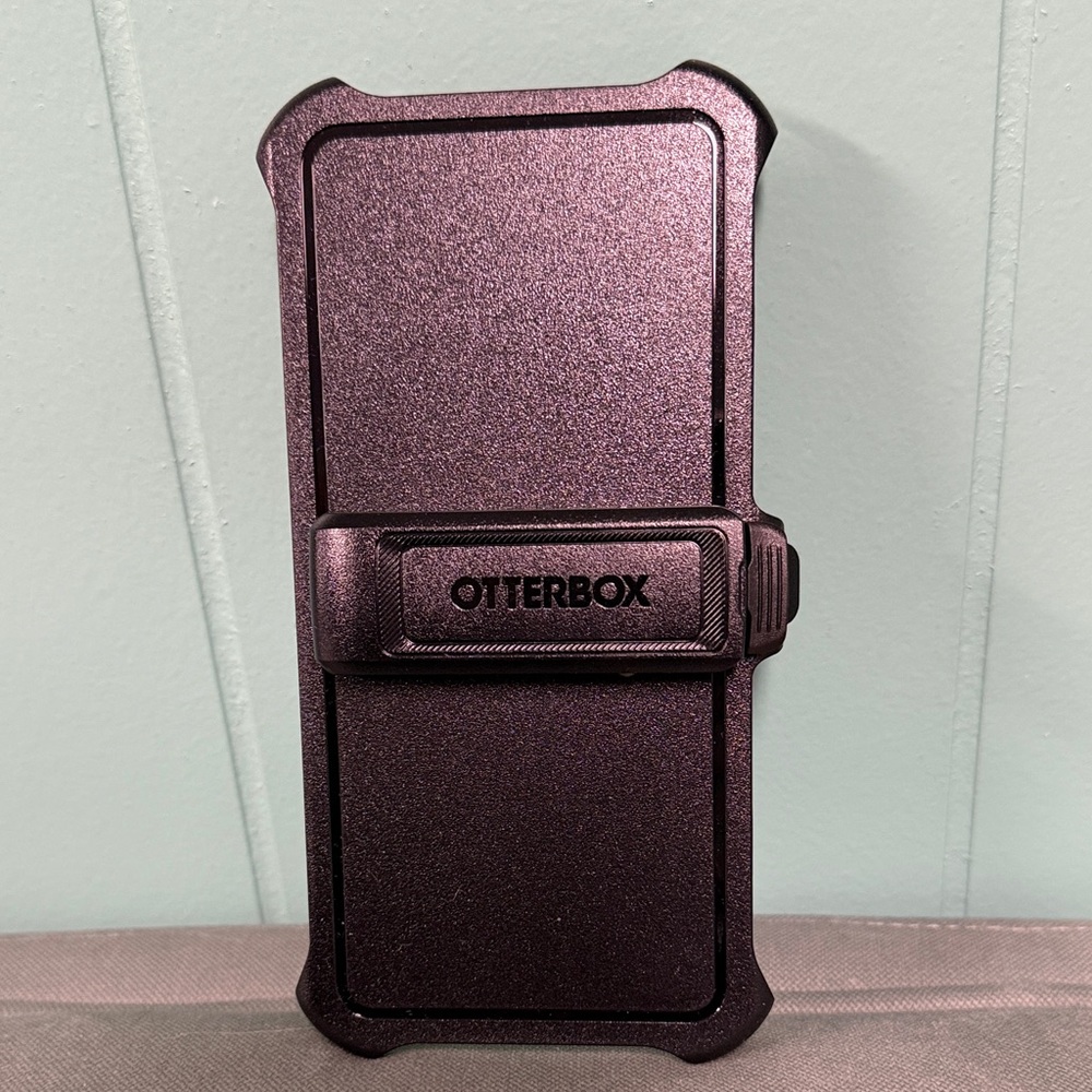 BNWT OTTERBOX DEFENDER iPHONE 17 PRO MAX (ONLY) BLACK HOLSTER CASE/360 STAND